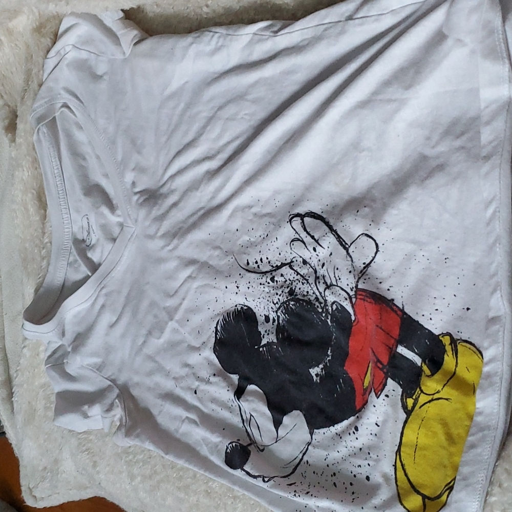 Short sleeve mickey shirt